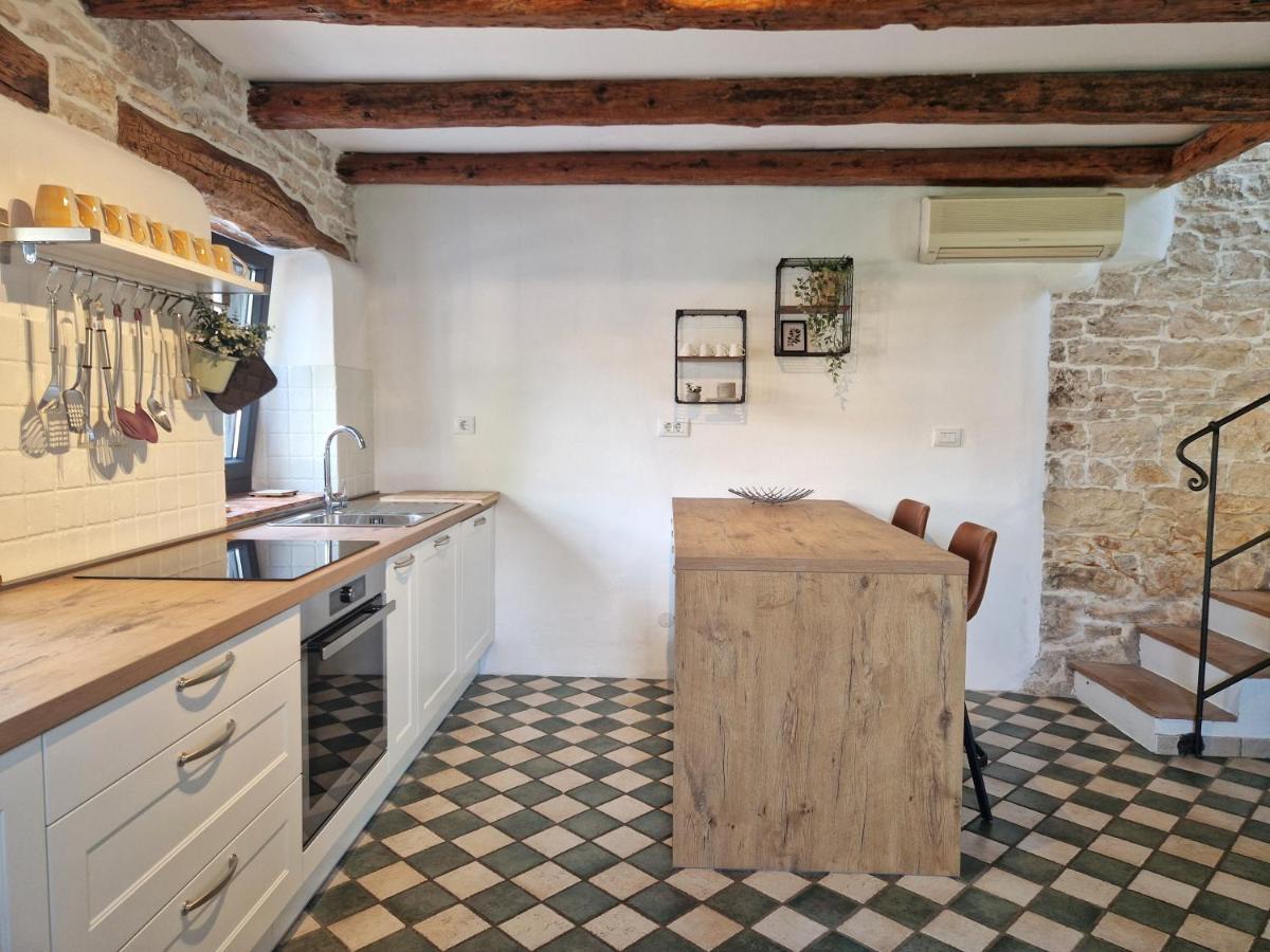 Villa Lucija Rovinjsko Selo Esterno foto