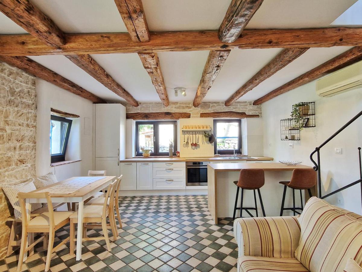 Villa Lucija Rovinjsko Selo Esterno foto