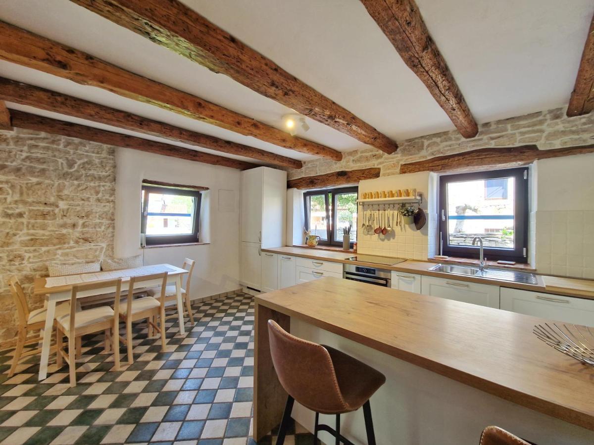 Villa Lucija Rovinjsko Selo Esterno foto